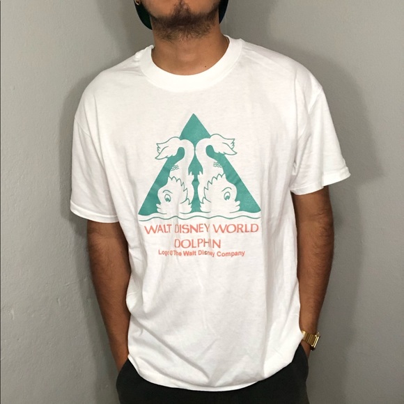 VNTG RARE Walt Disney World ‘Dolphin’ Tee - Picture 1 of 6